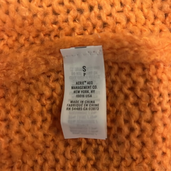 NWT aerie sweater - Picture 3 of 6